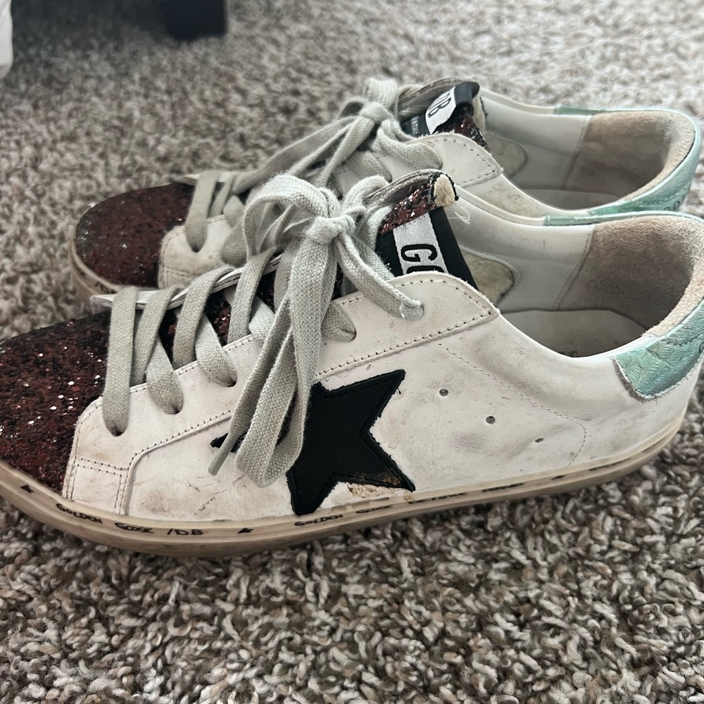 Golden Goose Sneakers